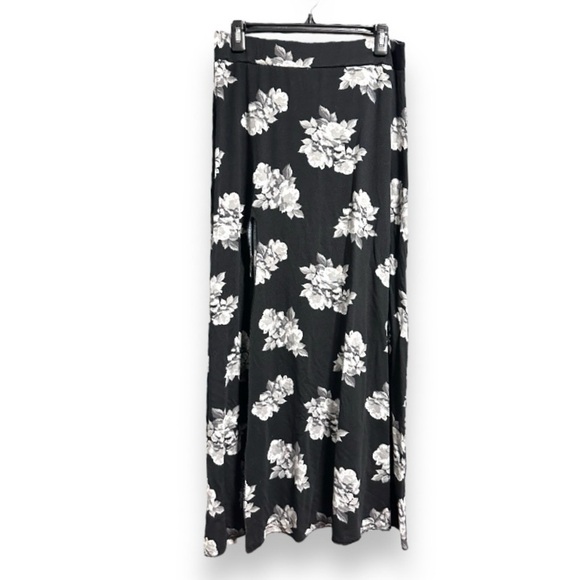 H&M Black White Floral Split Leg Maxi Skirt Women’s Size Medium Bodycon Romantic - Picture 1 of 15